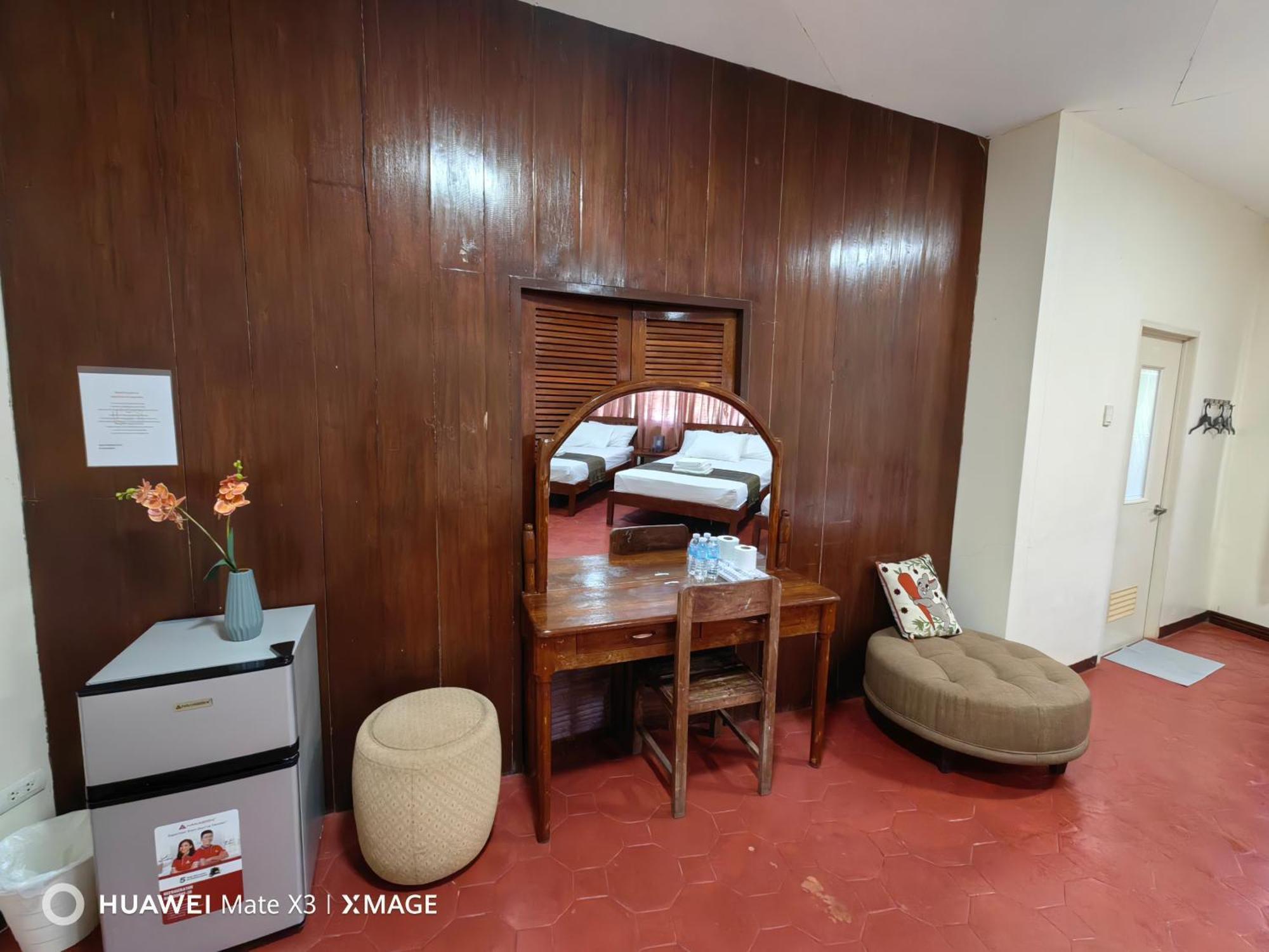 Medellin Seaview Inn Bagian luar foto
