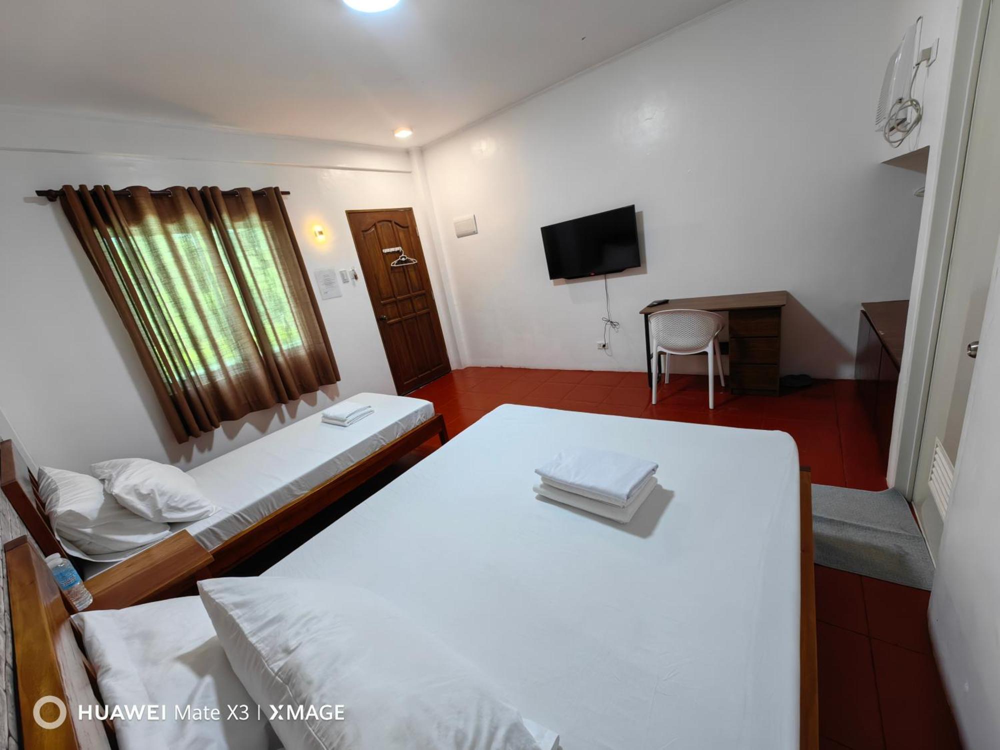 Medellin Seaview Inn Bagian luar foto
